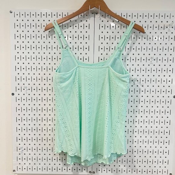 V FOR CITY Women's Eyelet Double Spaghetti Strap Adjustable Shelf Cami - Mint Gr - Picture 4 of 10